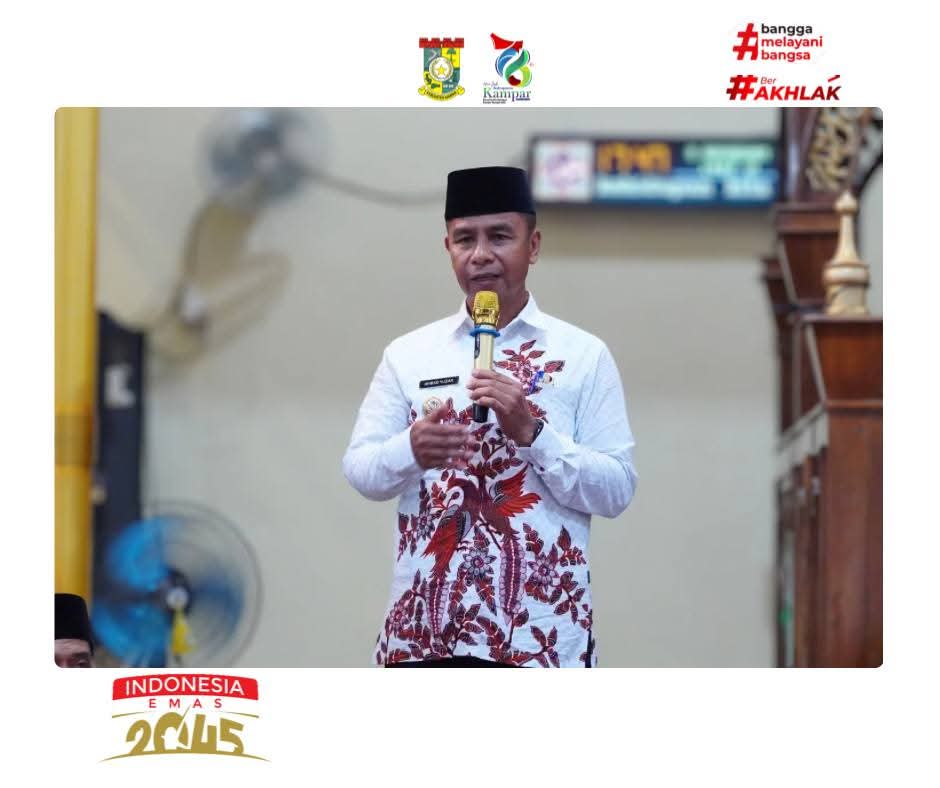 Bupati Kampar Ahmad Yuzar Salurkan Bantuan dan Santuni Anak Yatim di Kampar Kiri Hulu